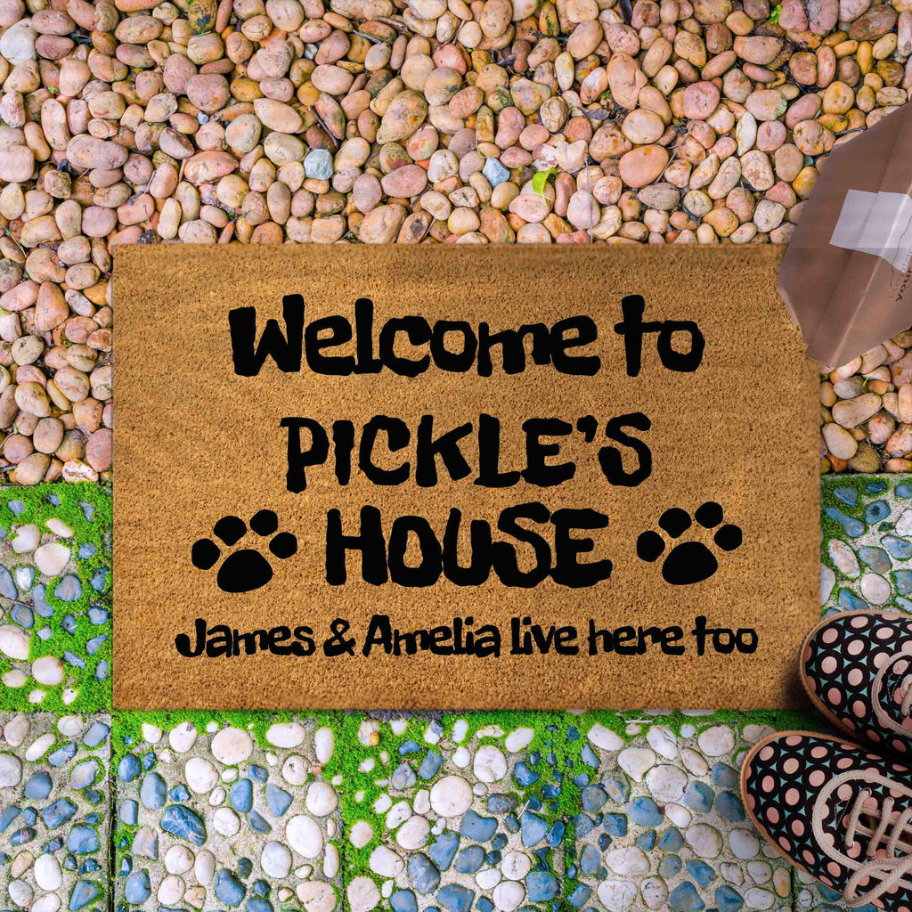 Personalized Funny Doormat with Dog / Cat Pet Names, Custom Family Home Welcome Doormat, Housewarming Gift, House Decor Outdoor Mat