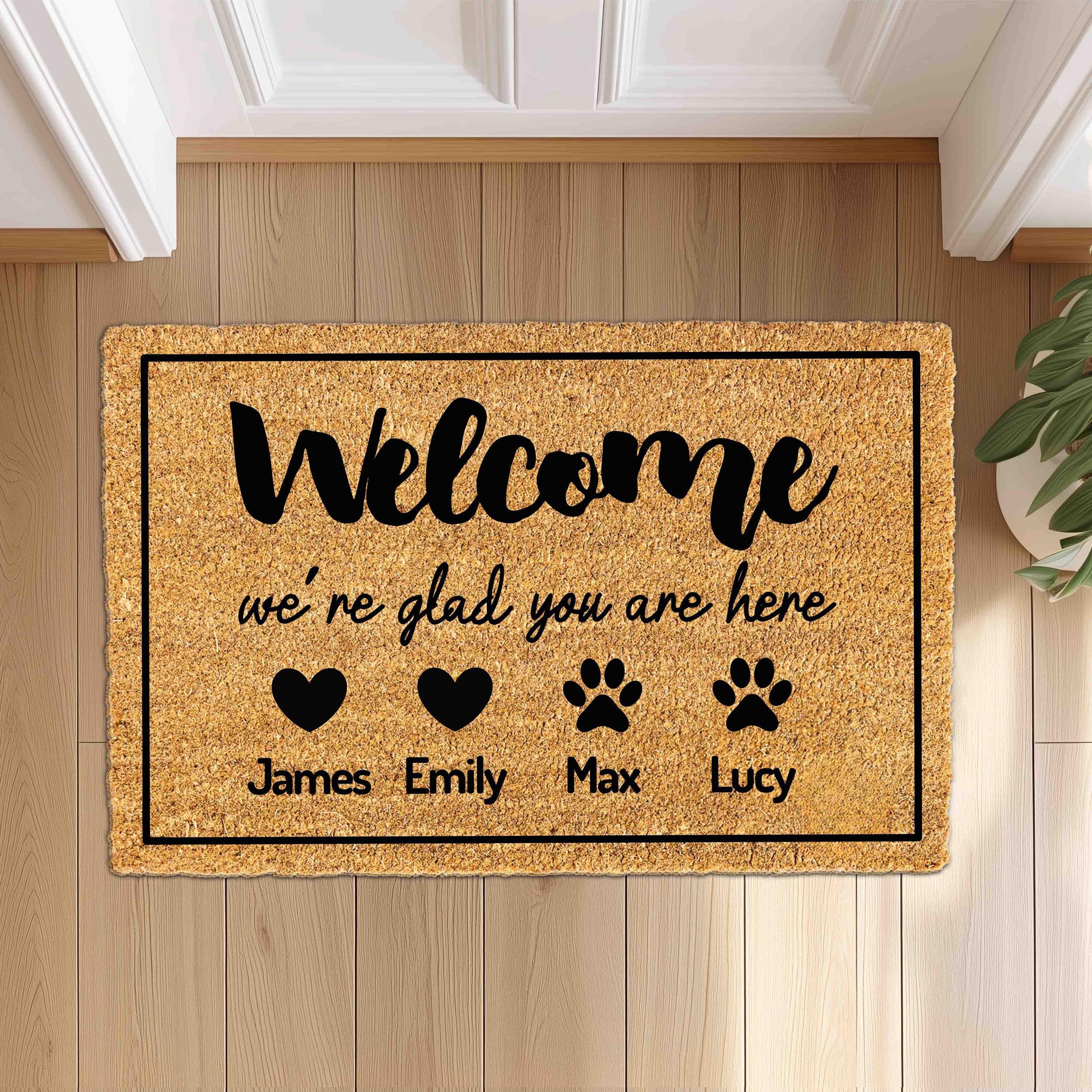Personalized Welcome Doormat with Family Member and Dog / Cat Pet Names, Custom name doormat, Housewarming Gift, House Decor Outdoor Mat